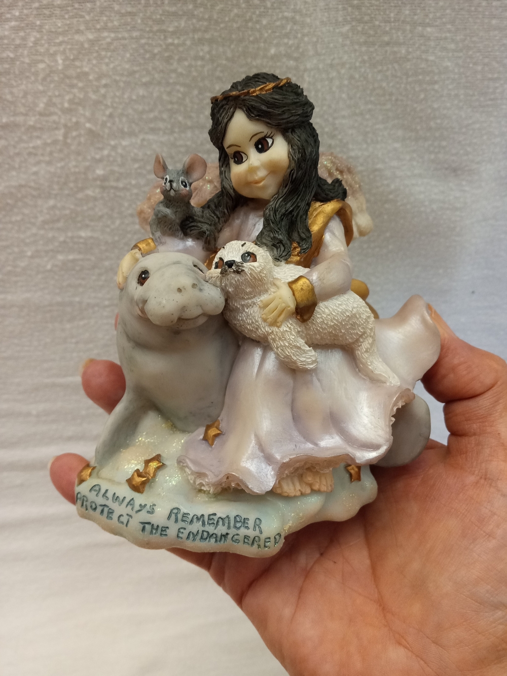 "ALWAYS REMEMBER" PROTECT THE ENDANGERED 1999 Angel Originals Collectible Figure